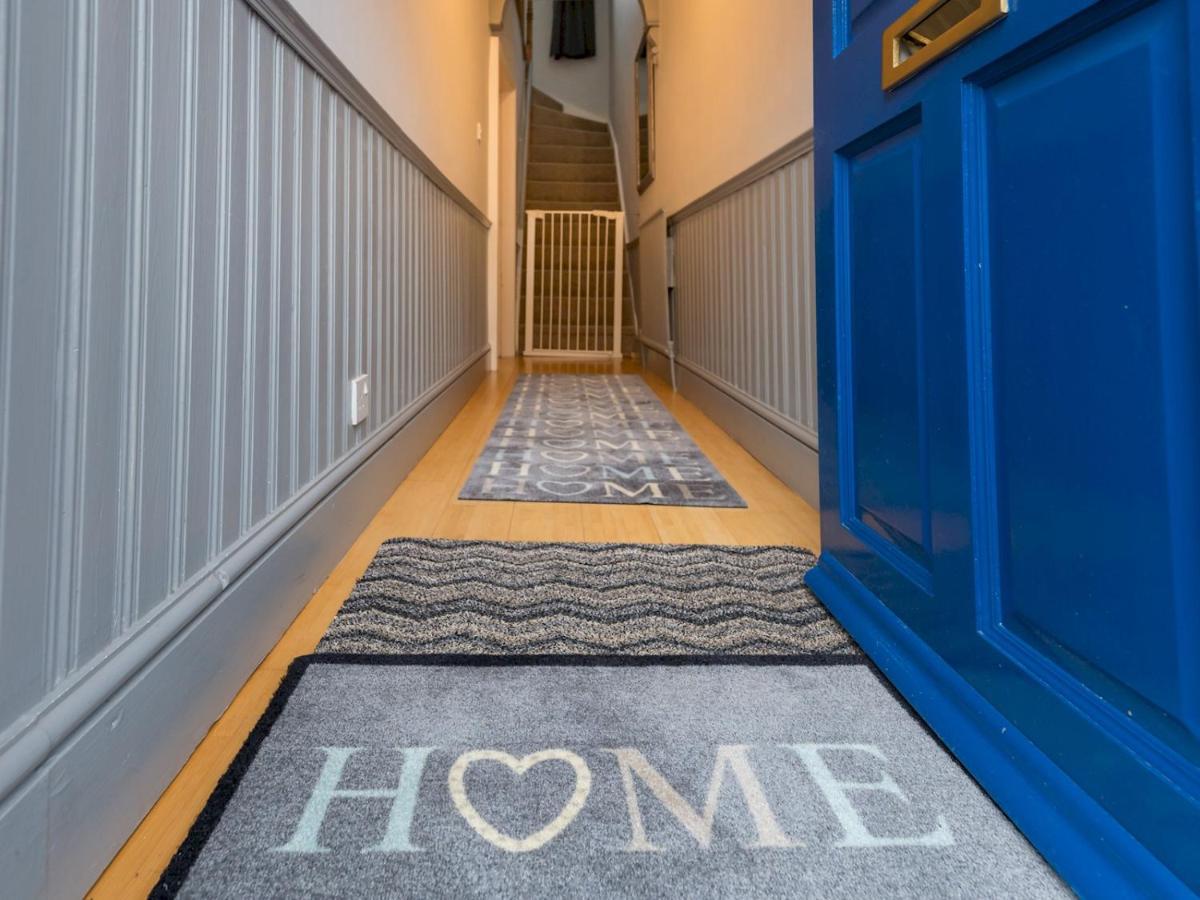 Pass The Keys 3 Storey Townhouse 슈루즈버리 외부 사진